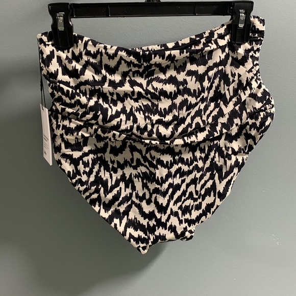 NWT Safari swim scoop top and high rise bottoms L - Picture 9 of 10